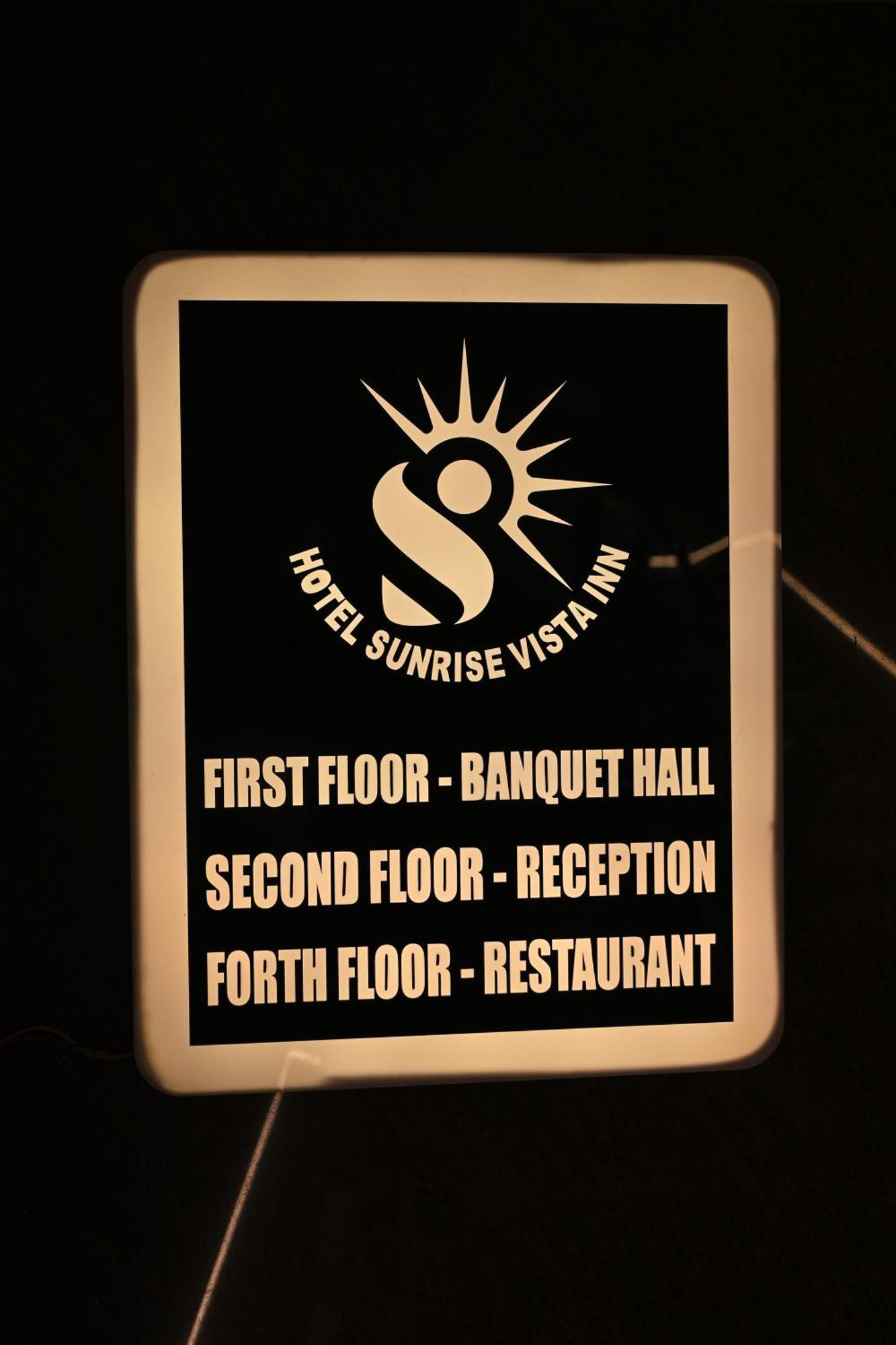 Sunrise Vista Inn Prayagraj Extérieur photo